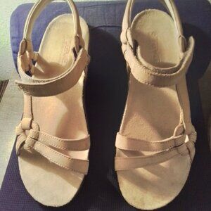 Teva Ventura cork sandals